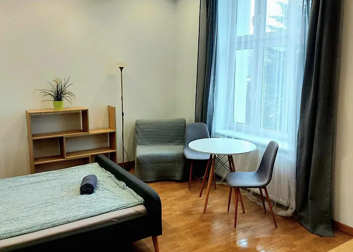 Metro & Parking Couette-café Sopot